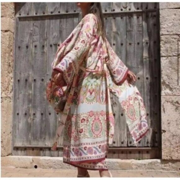 Zara Silky Floral Long Kimono Dress - Picture 3 of 9